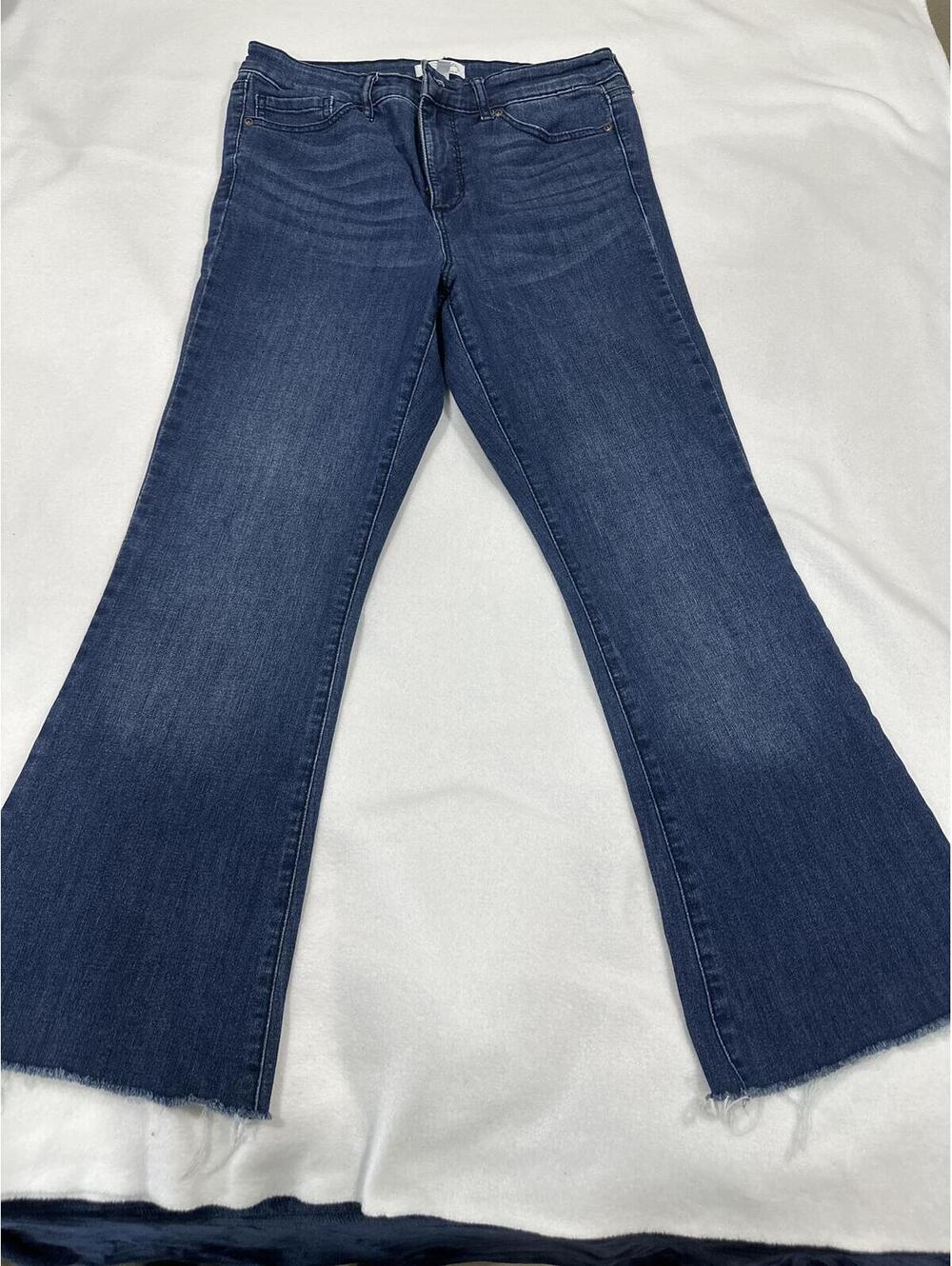 Sofia Jeans by Sofia Vergara Women’s Size 8 Medium Wash Flap